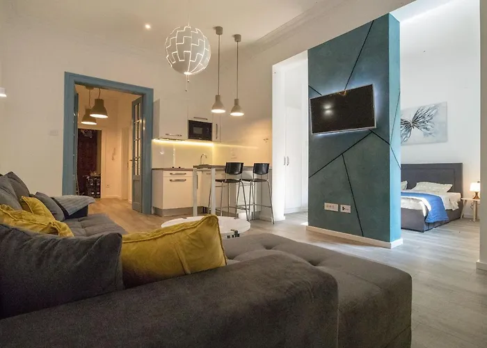 Twin Center Apartments