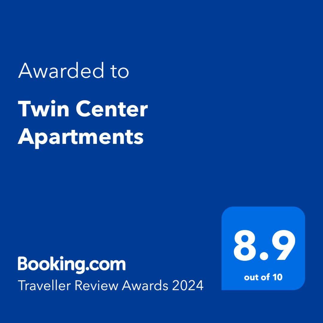 Twin Center Apartament *