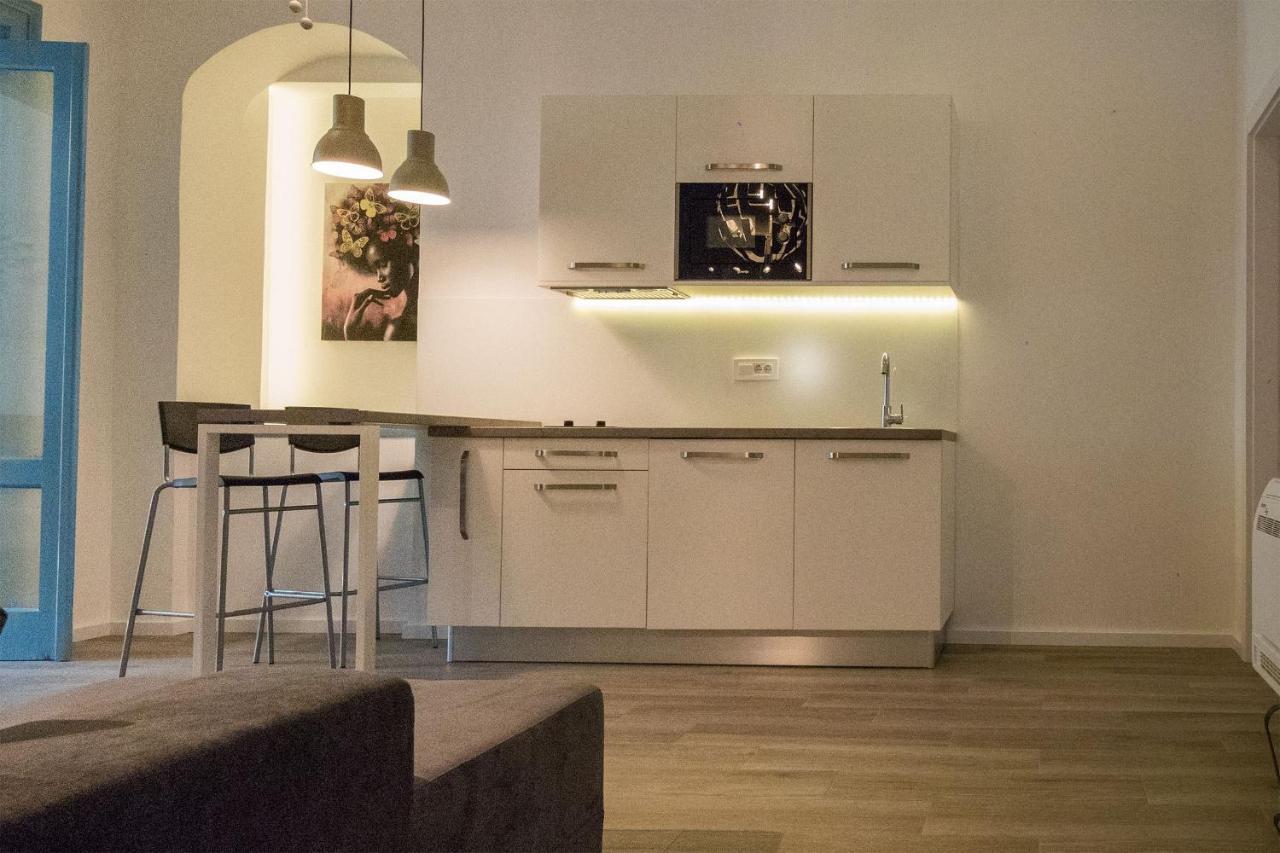Twin Center Apartament *